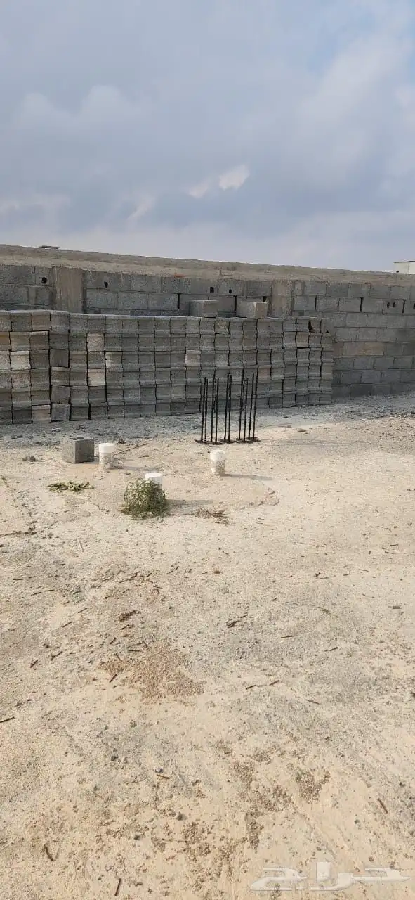 ارض مسوره للبيع 9