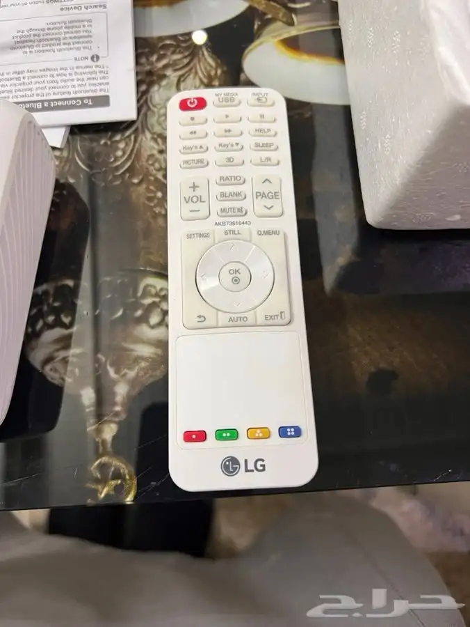 بروجكتر LG بطارية مدمجة 1