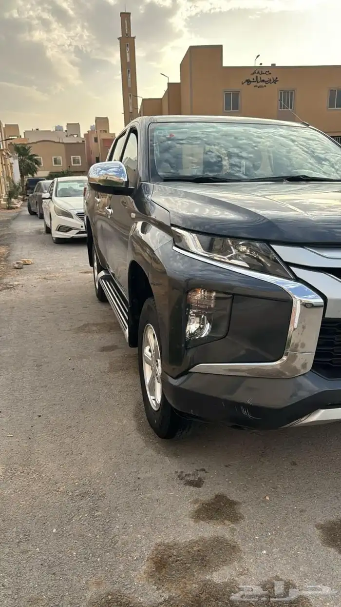 سياره مستبشي فل كامل 12
