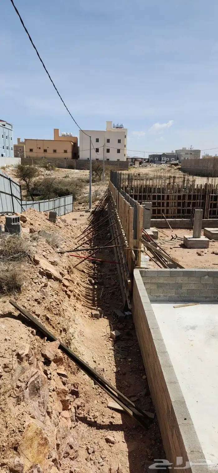 ارض مسوره للبيع 6