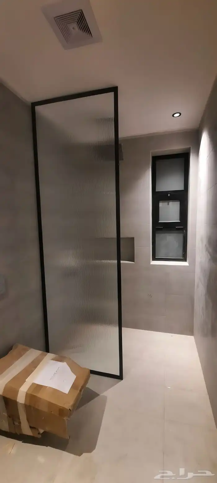 تنفيذ جميع انواع الزجاج المرايا الألمنيوم النجارة 0