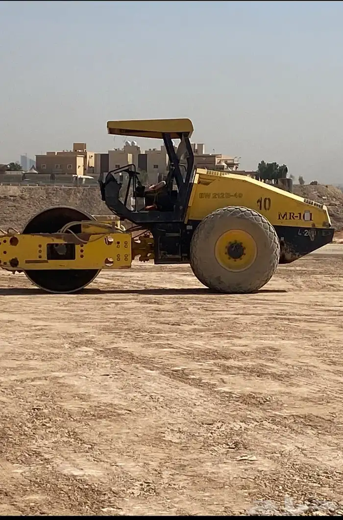 جي سي بي الايجار 1