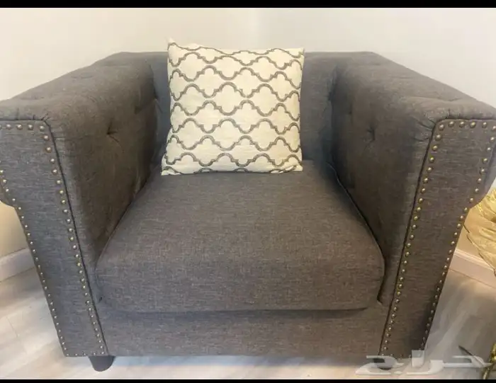 طقم كنبب مستعمل جديد كبير مودرن لونه رمادي غامق تم غسله 1