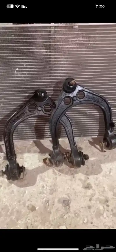 مقصات علوية كرايسير نظيفة جدا 0