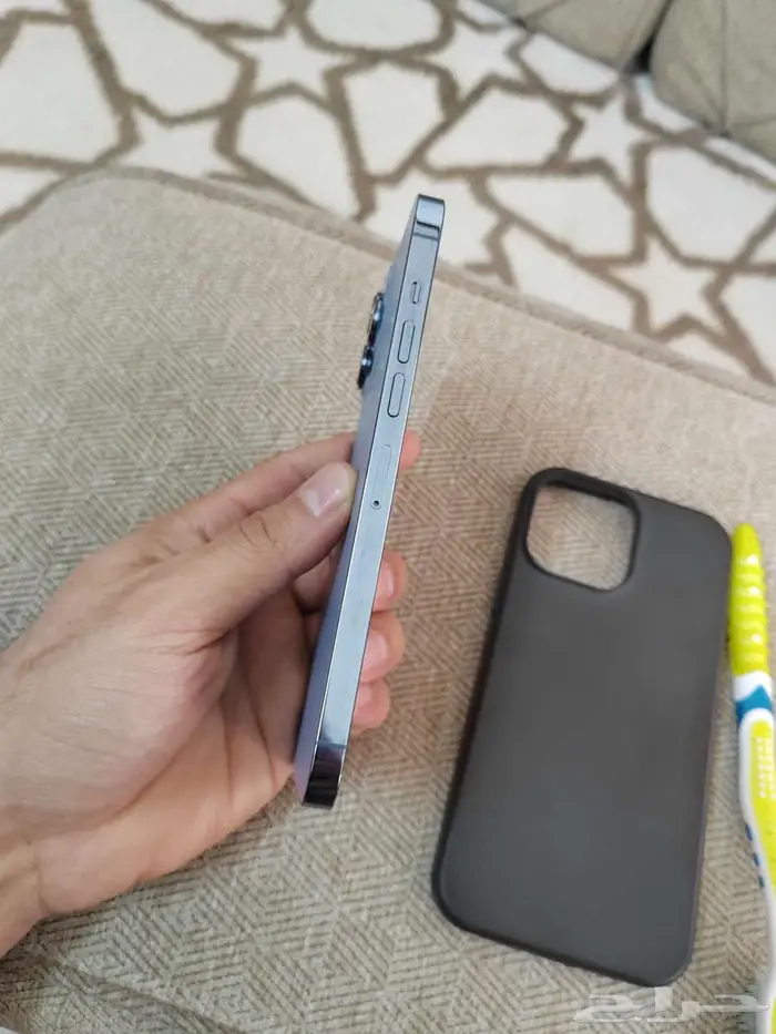 ايفون 13 برو ماكس 256GB للبيع 6