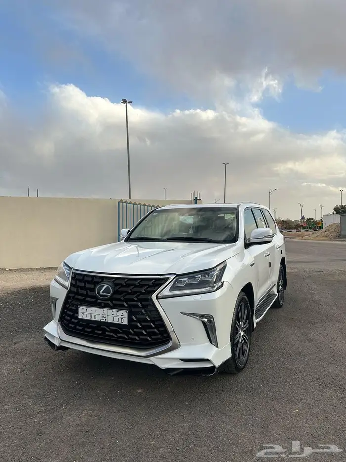 القريات 9