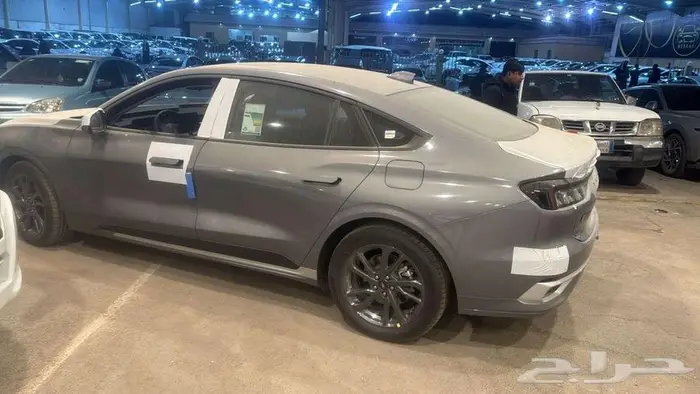 فورد تورس امبيانتي 2025 1