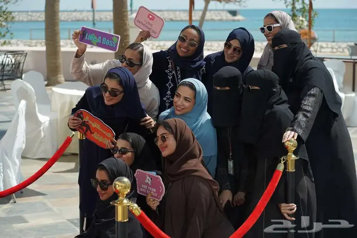 المرايا السحرية فوتوبوث 0