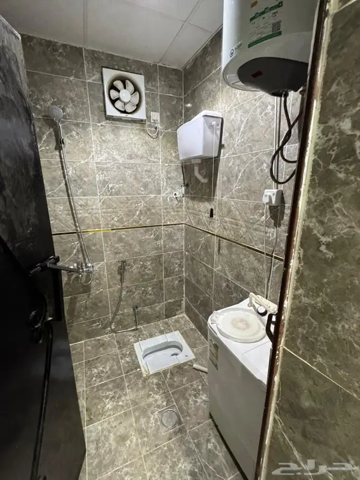 استراحه جديده للايجار اليومي والشهري او البيع 9