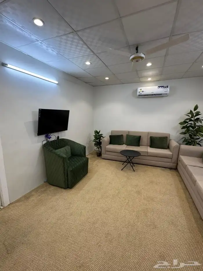 استراحه جديده للايجار اليومي والشهري او البيع 6