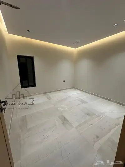 شقه حي اليرموك تبوك للبيع 5