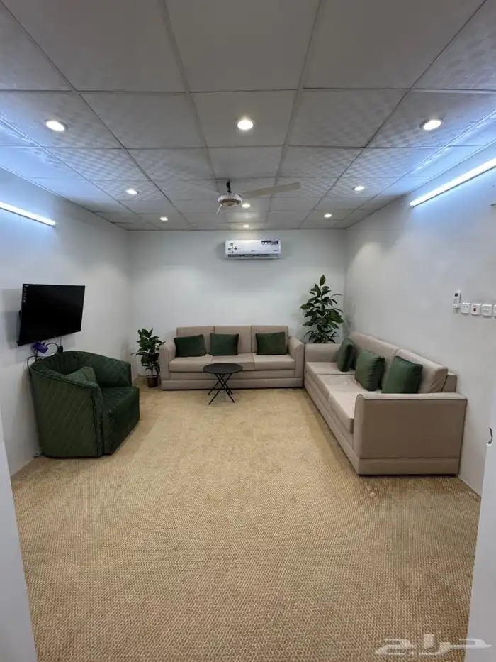 استراحه جديده للايجار اليومي والشهري او البيع 8