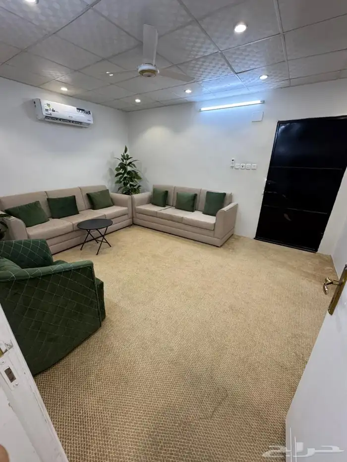 استراحه جديده للايجار اليومي والشهري او البيع 7