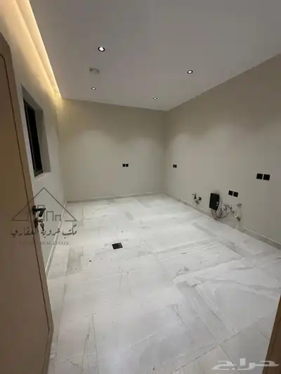 شقه حي اليرموك تبوك للبيع 4