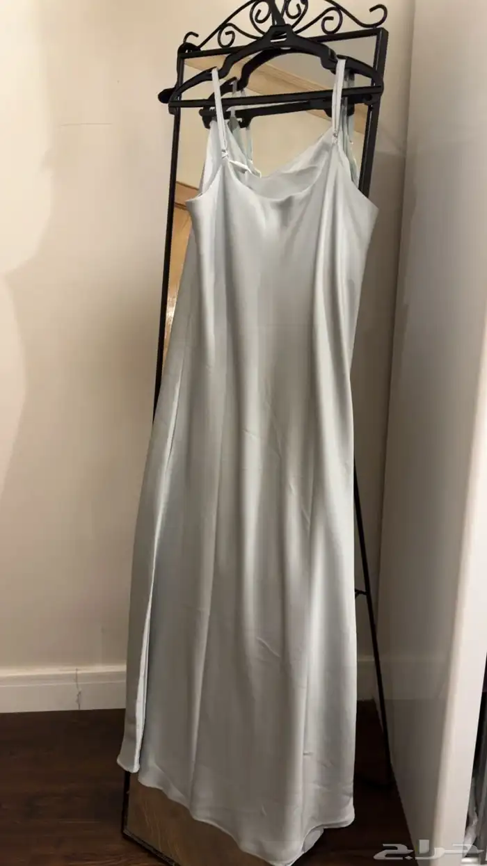 فساتين للبيع 0