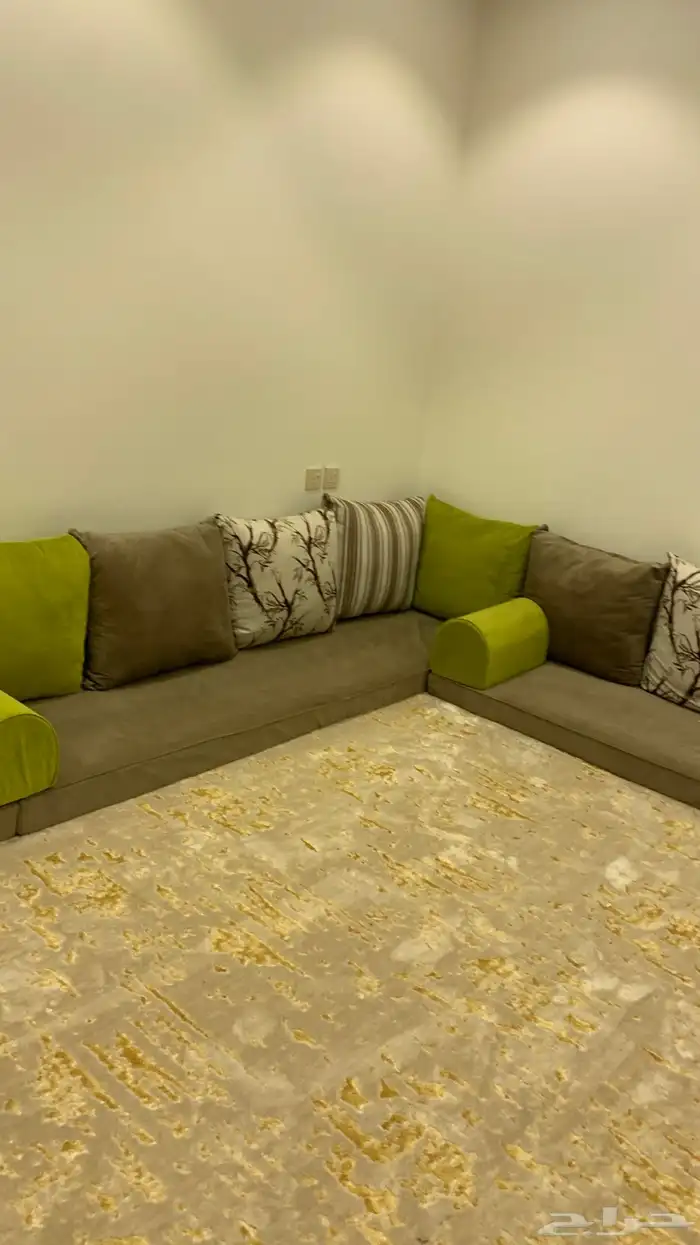 مجلس بي 100 2