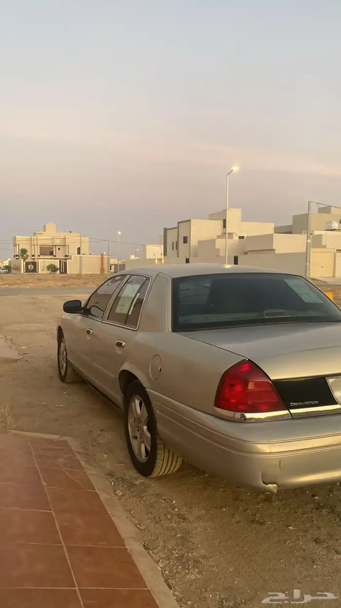 فورد فكتوريا 1