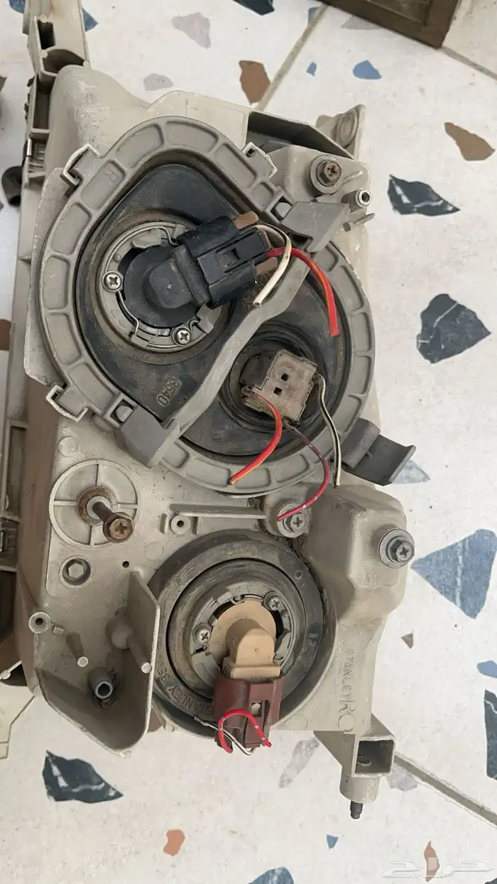 اصطبات لكزز اماميه الموديل95 2