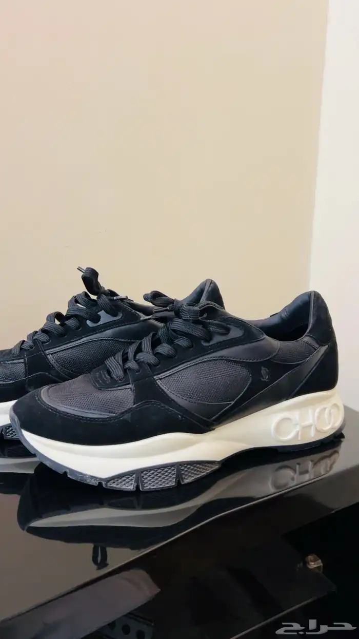 جزمه مسخدمه مره وحده فقط مقاس44 0