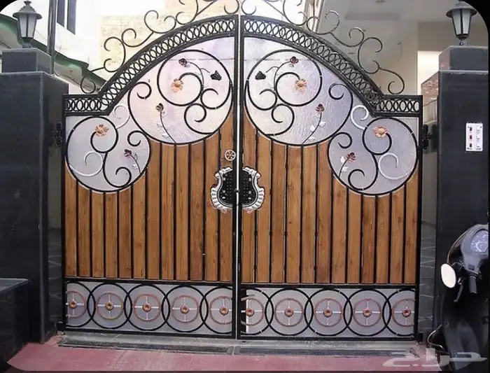 مصنع حداده ابواب وسلالم دربزينات درج شبابيك حماية حديد 3