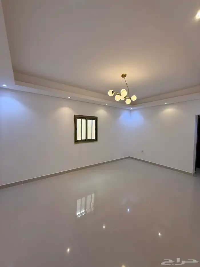 دور للبيع الخرج حي الجامعه 12