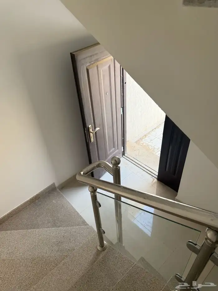 دور للبيع الخرج حي الجامعه 2