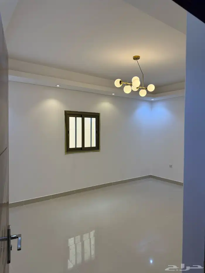 دور للبيع الخرج حي الجامعه 13