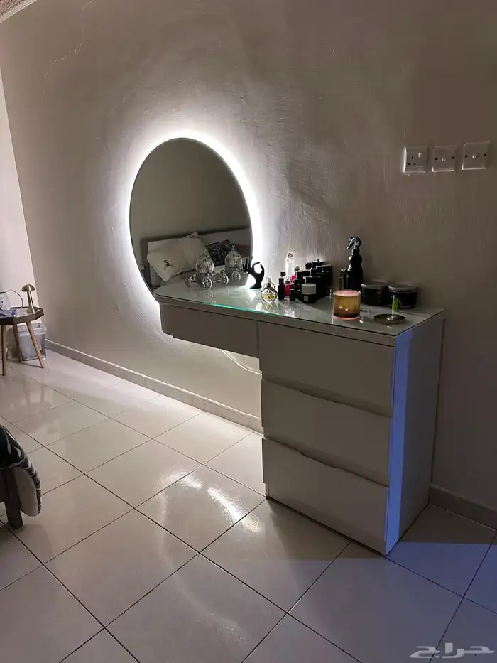 تسريحه مع اضاءة LED . 2