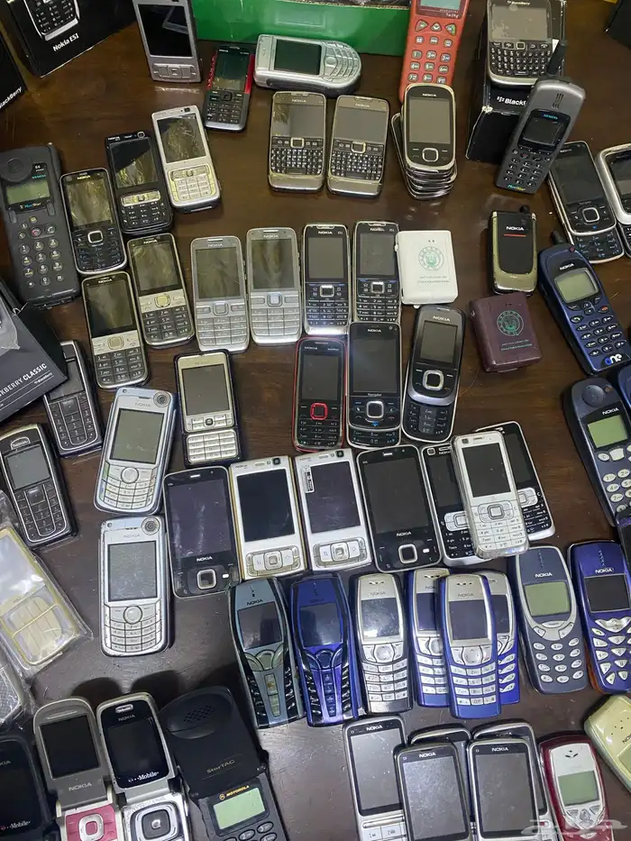 جوالات نوكيا اصلية 20