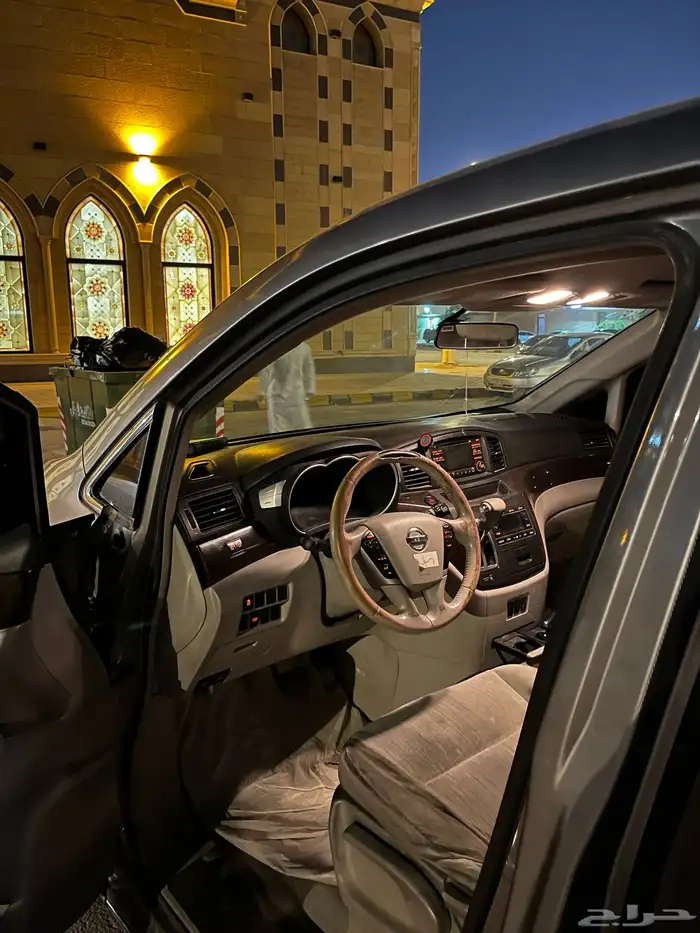 سياره نيسان 5