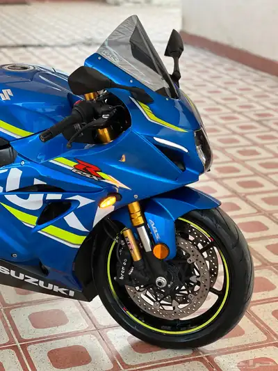 ( تم البيع ) SUZUKI 1000RR 18
