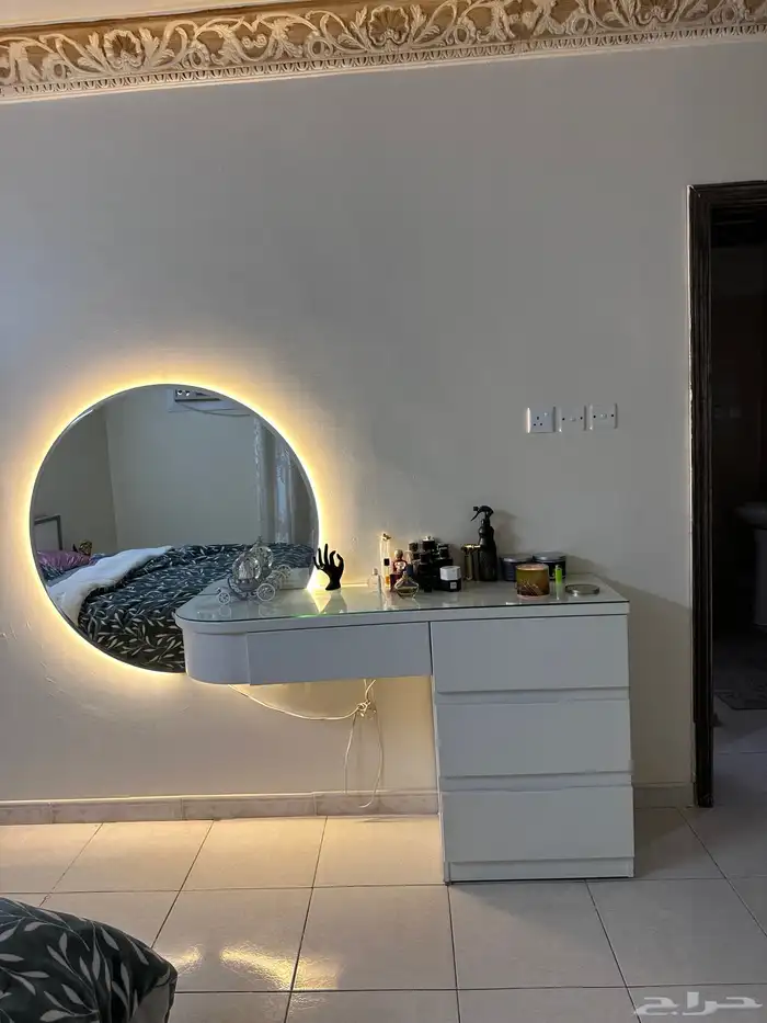 تسريحه مع اضاءة LED . 4