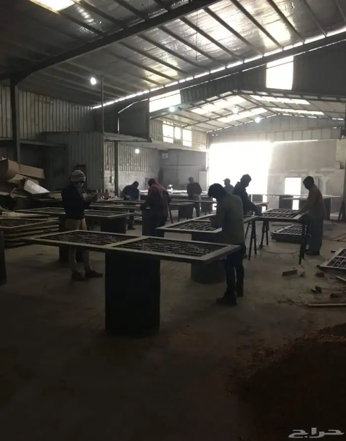 مصنع حداده ابواب وسلالم دربزينات درج شبابيك حماية حديد 11