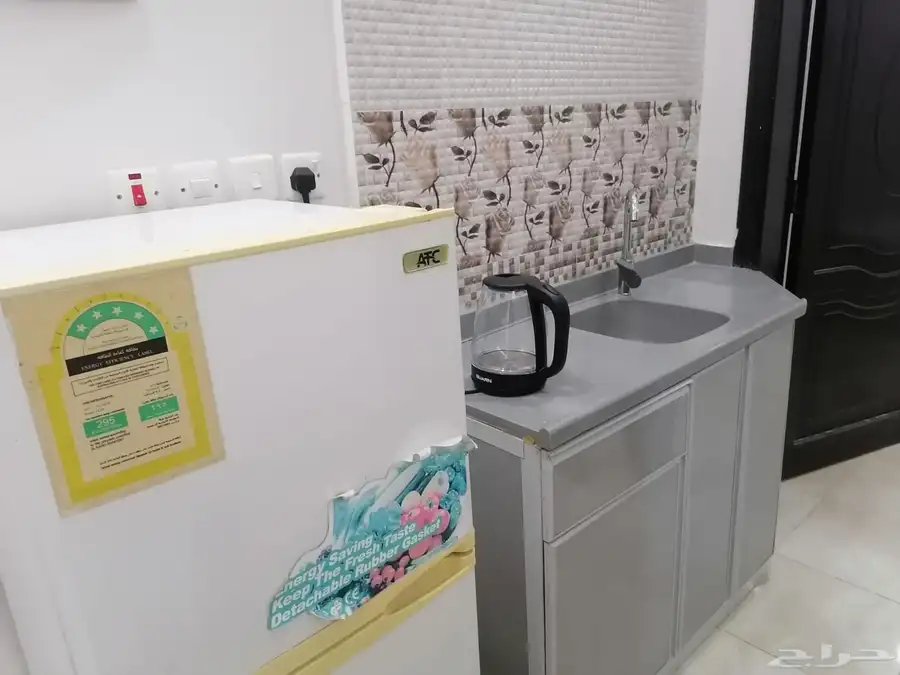 سكن طالبات فيه حي الفلاح 3