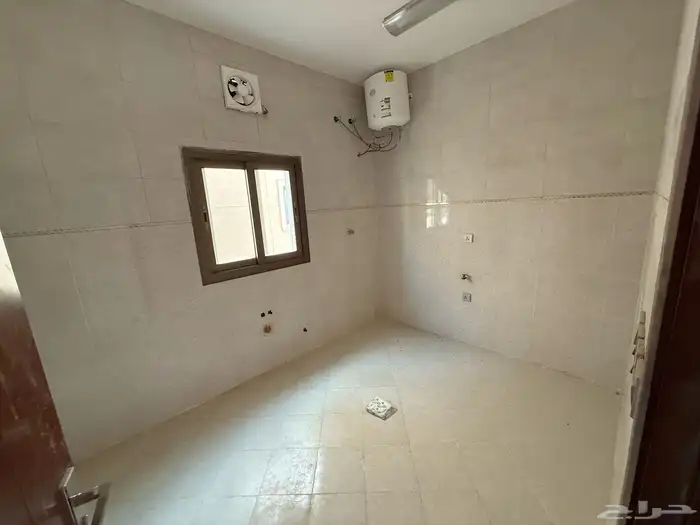 دور للبيع الخرج حي الجامعه 10