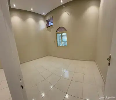 شقه عوائل للايجار في الخبر مجددة 3