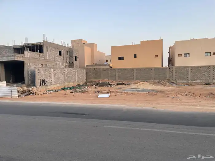 ارض تجارية للإيجار طويل الاجل 1