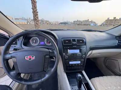 جيلي اي سي 8 2013 5