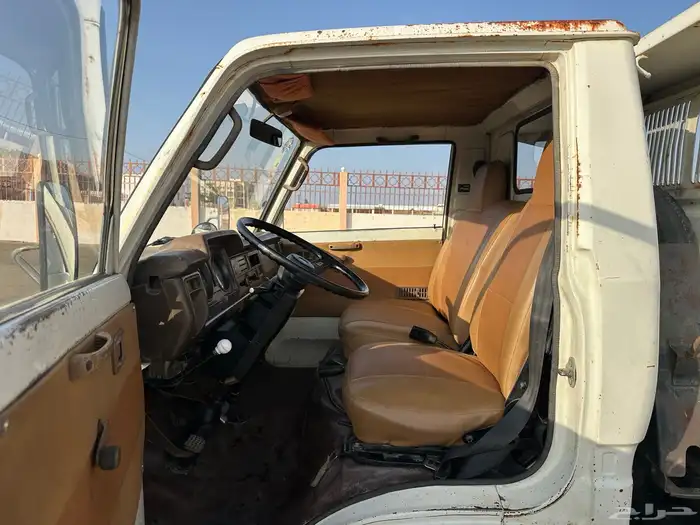 قلاب ديهاتسو موديل 84 شد بلد بودي و محركات ماشي 79 الف فقط 12