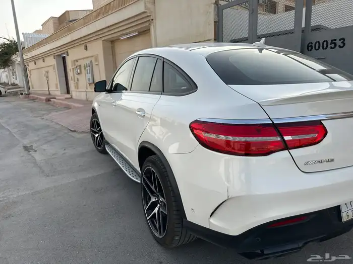 مرسيدس GLE 43 فل كامل 2019 2