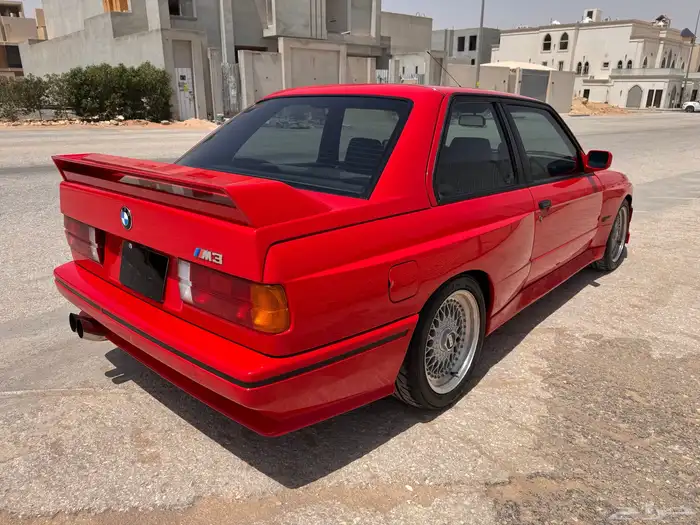 BMW (E30) M3 Evolution II 3