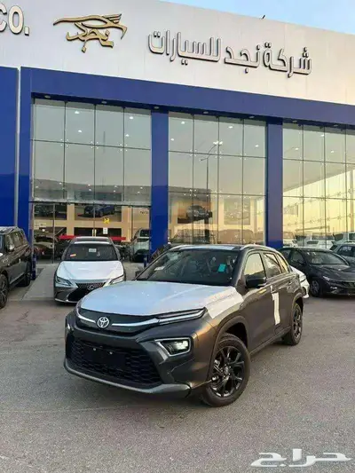 تويوتا اوربان كروزر فل كامل GLX 2025 1