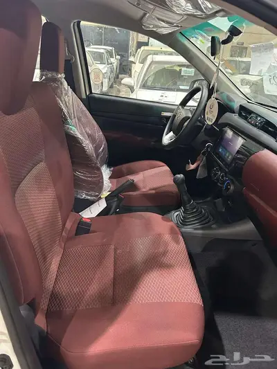 هايلوكس غمارتين GL ديزل 2025 كاش وبنك 7