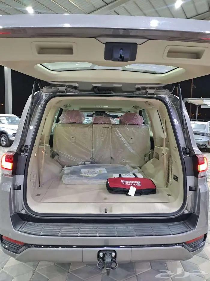 لاندكروزر GXR2 2024   عرض خاص لمدة 48 ساعة لعملاء الكاش 7