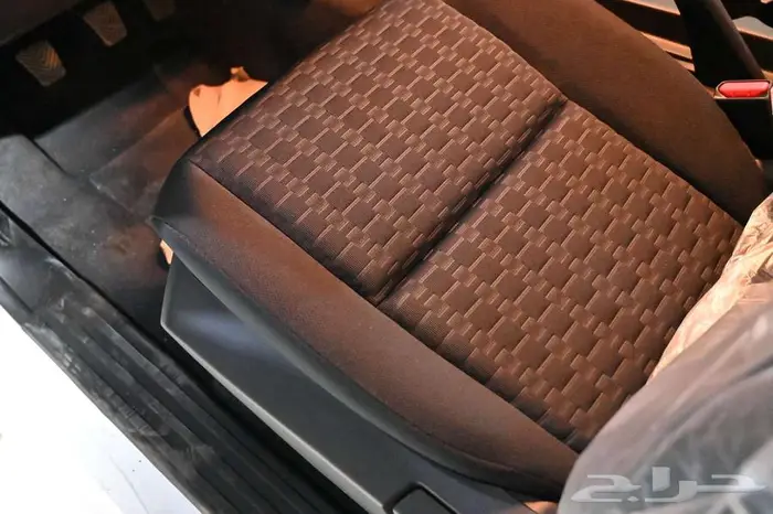 ميتسوبيشي L200 غمارة بنزين 2024 سعودي 8