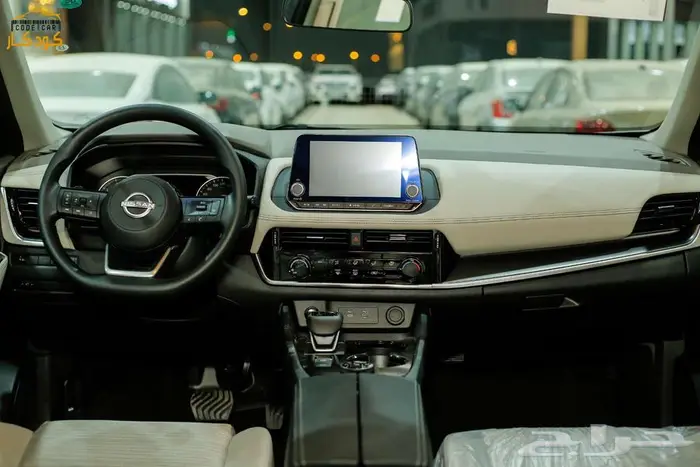 نيسان اكس تريل 2025 دبل استنادر 7 مقاعد 16