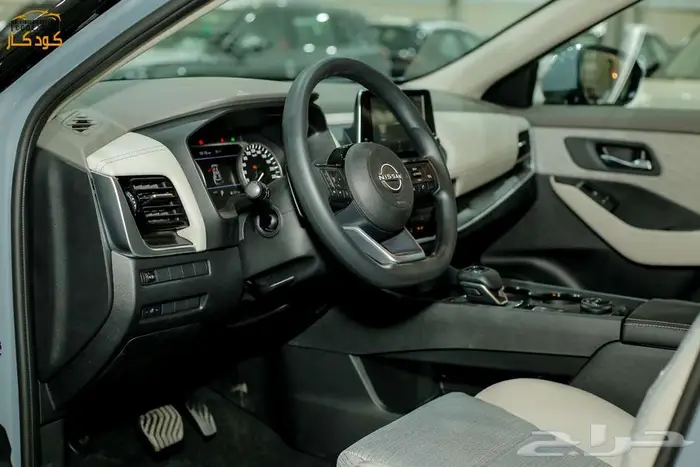 نيسان اكس تريل 2025 دبل استنادر 7 مقاعد 18