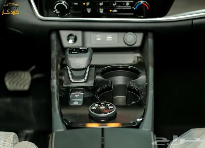 نيسان اكس تريل 2025 دبل استنادر 7 مقاعد 24