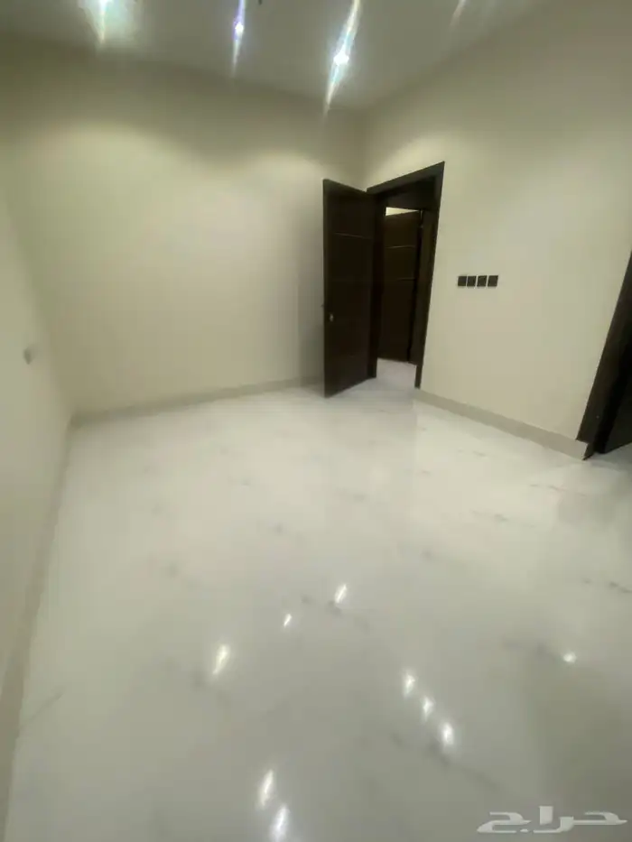 استديوهات للإيجار جديدة سكن طالبات وموظفين المطار 2