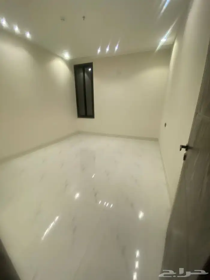 استديوهات للإيجار جديدة سكن طالبات وموظفين المطار 4